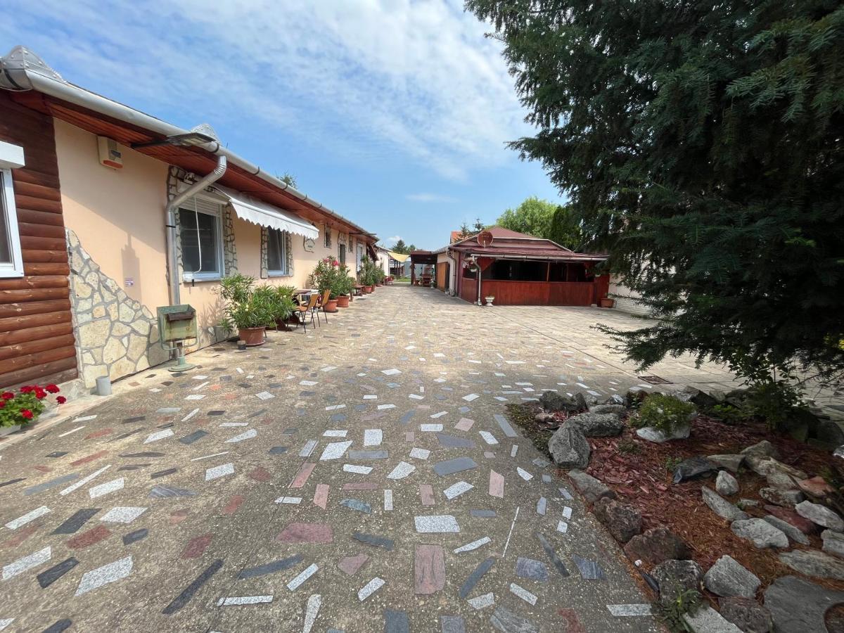 Tiszavirag Apartman Tiszakeszi Dış mekan fotoğraf